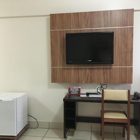 Diroma Exclusive - Piscinas Termais 24 Horas, Sauna, Copa Da Mamae, Limpeza Diaria, Estacionamento Gratis! Caldas Novas Bagian luar foto