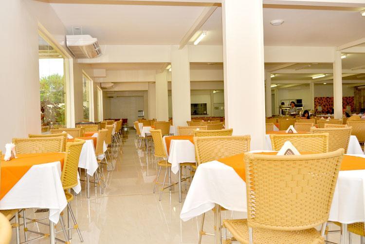 Diroma Exclusive - Piscinas Termais 24 Horas, Sauna, Copa Da Mamae, Limpeza Diaria, Estacionamento Gratis! Caldas Novas Bagian luar foto